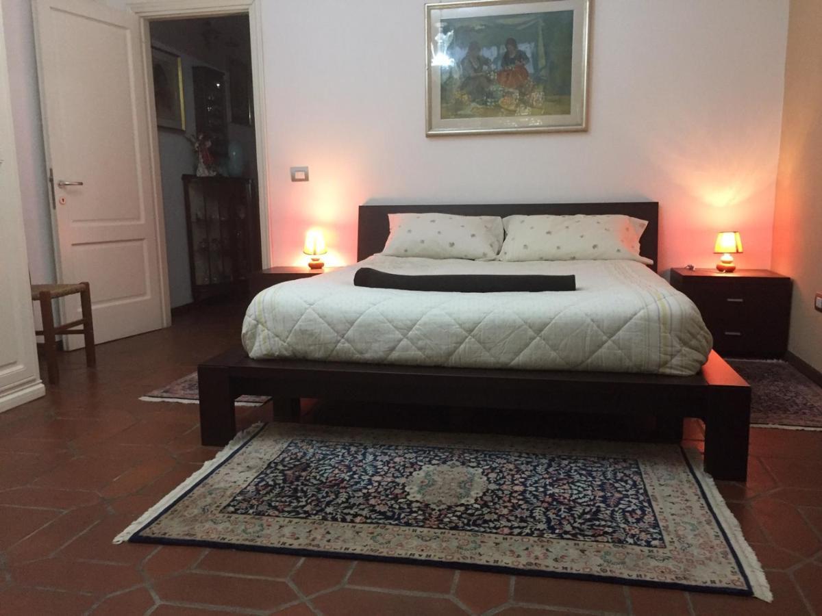 B&B Filomena Santa Giusta Exteriör bild