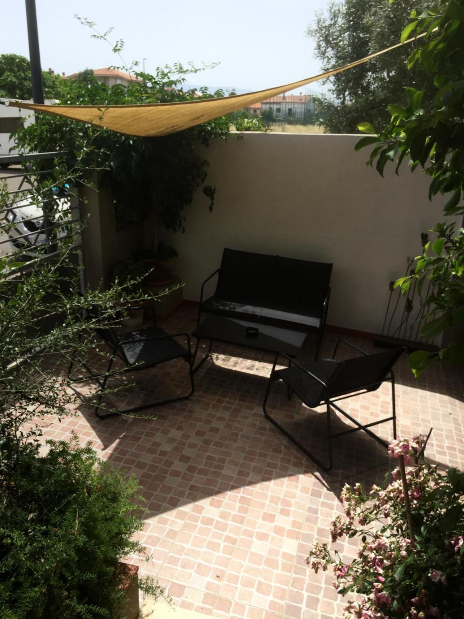 B&B Filomena Santa Giusta Exteriör bild