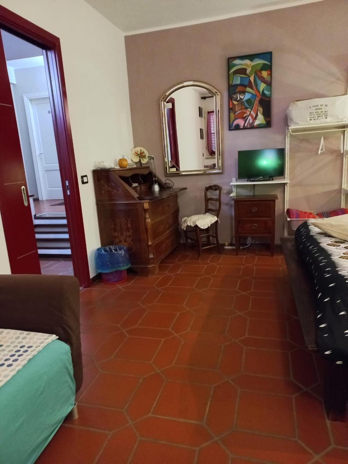 B&B Filomena Santa Giusta Exteriör bild