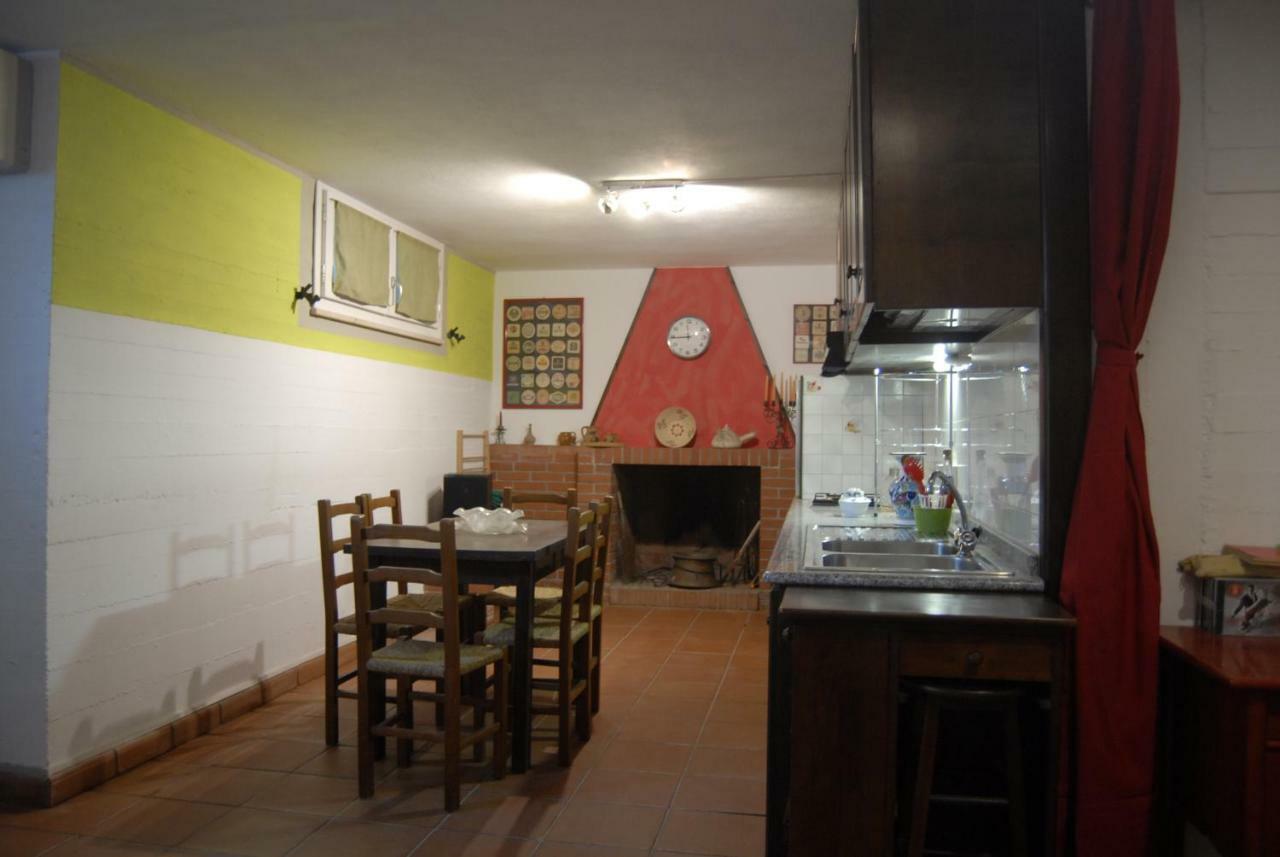 B&B Filomena Santa Giusta Exteriör bild