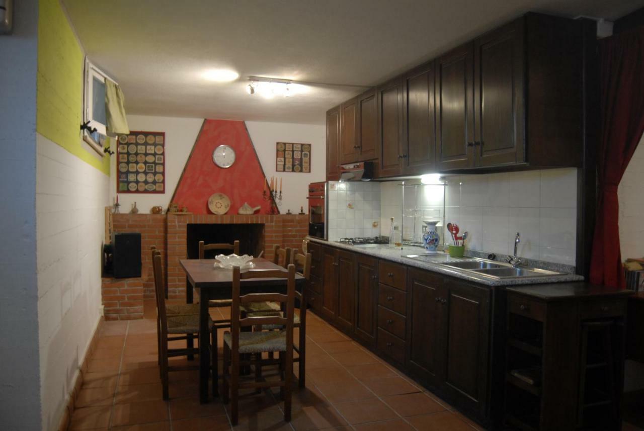 B&B Filomena Santa Giusta Exteriör bild