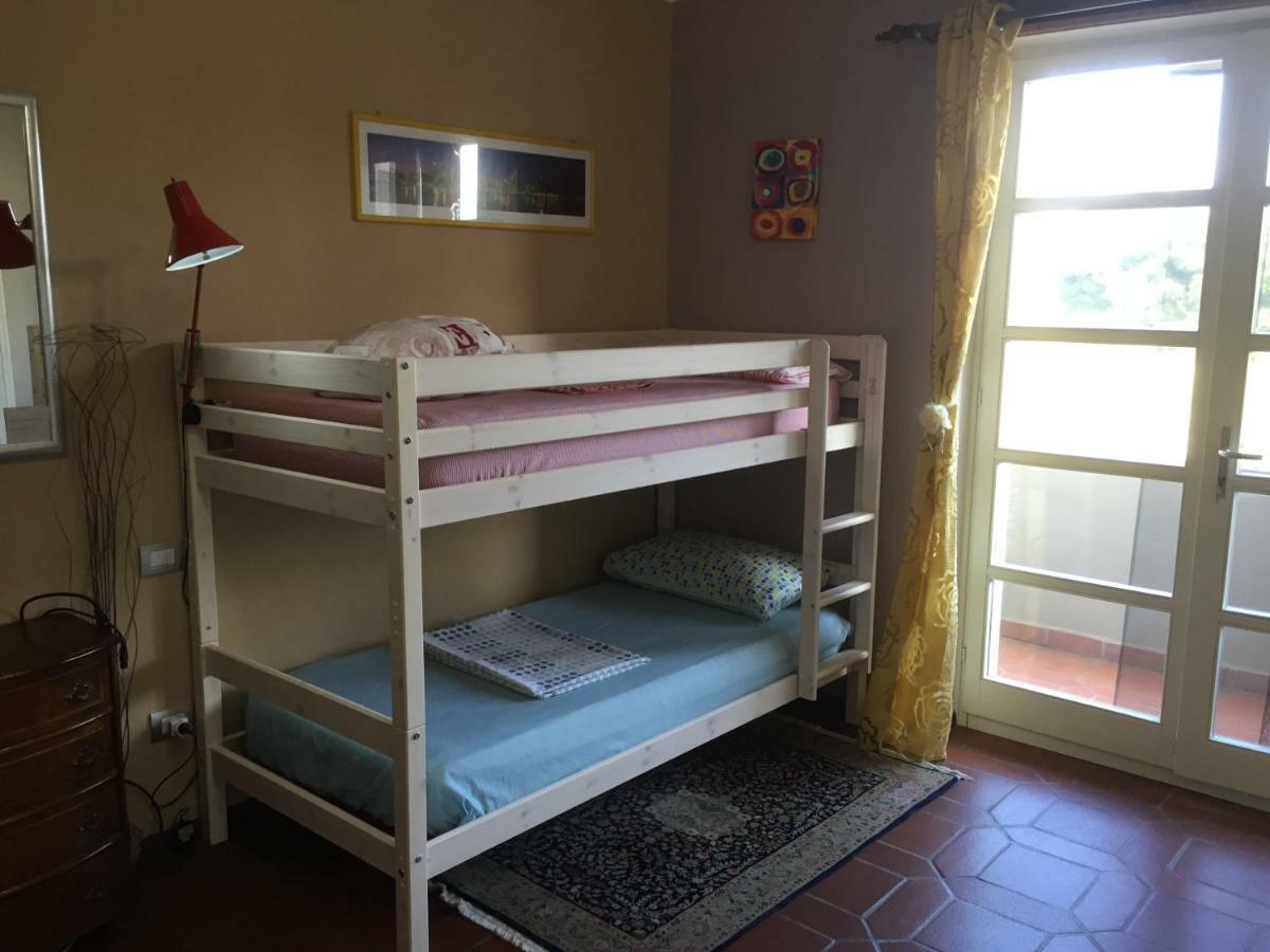 B&B Filomena Santa Giusta Exteriör bild